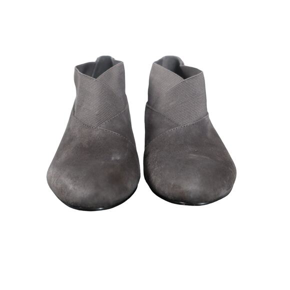Bandolino Womens Heeled Ankle Booties Gray Suede Size 8.5 Elastic Slip On Career - Picture 4 of 11